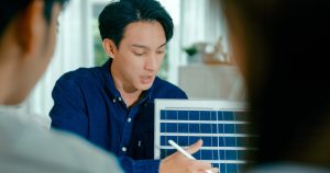Imagem de destaque do artigo "Saiba como vender energia solar"